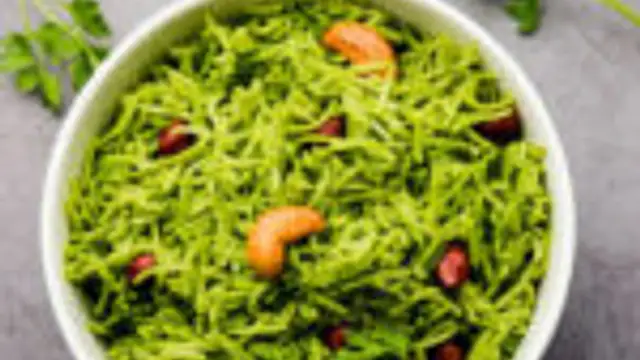 மதிய உணவாக செய்ய ஏற்ற சுவையான கொத்தமல்லி புலாவ் எப்படி செய்வது ?