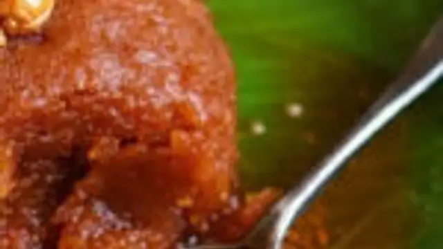 திருவையாறு அசோகா அல்வா ஈஸியாக வீட்டிலே இப்படி செய்து பாருங்க! தித்திக்கும் சுவையில் அட அட!