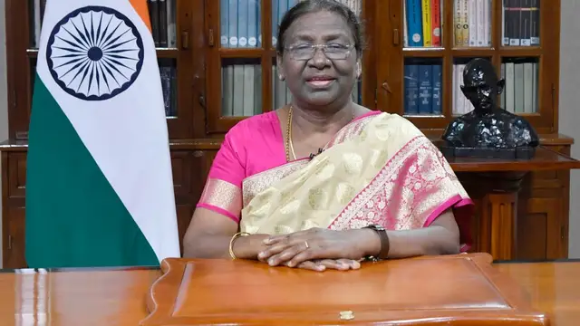 राष्ट्रपति द्रौपदी मुर्मू की स्टार्स से अपील- युवाओं पर पड़ता है असर, शरीर को नुकसान पहुंचाने वाली चीजों का प्रचार न करें