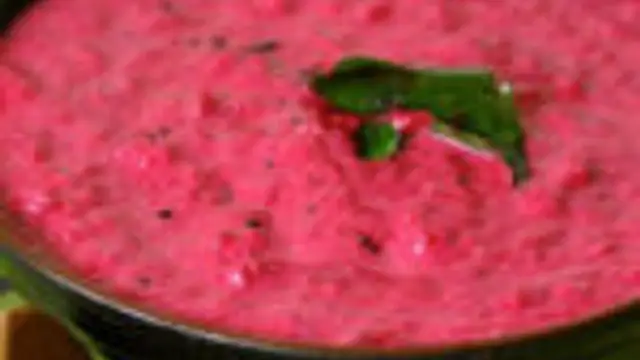 கேரளா ஸ்டைல் பீட்ரூட் பச்சடி செஞ்சா கொஞ்சம் கூட மிச்சம் வைக்காம சாப்பிடுவாங்க!