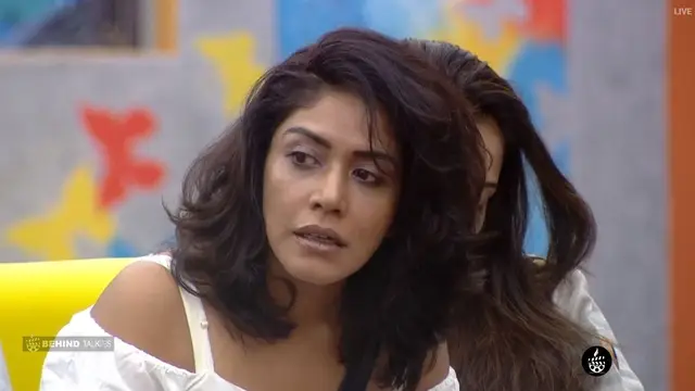 Mamathi and Mumtaj in Bigg Boss House