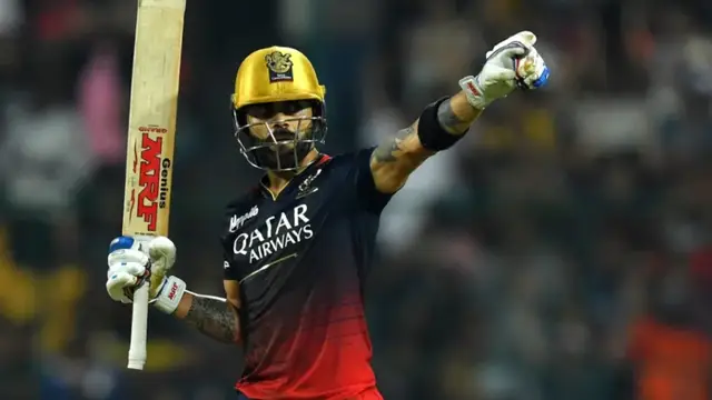 நான் தேர்வாளராக இருந்தால் கண்டிப்பாக விராட் கோலியை T20 உலககோப்பைக்கு தேர்வு செய்வேன் – சுனில் கவாஸ்கர்.